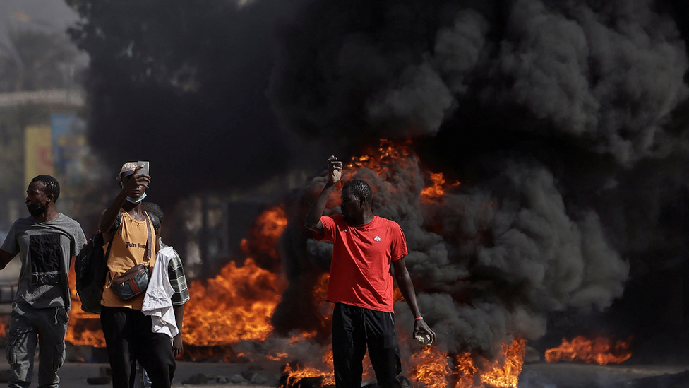 Senegal protesters