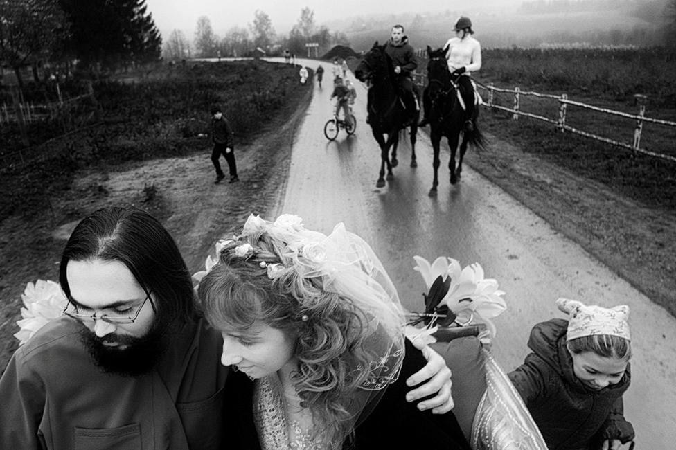 A picture from Isle Of Salvation showing the marriage of Vladimir and Vittoria in Russia.