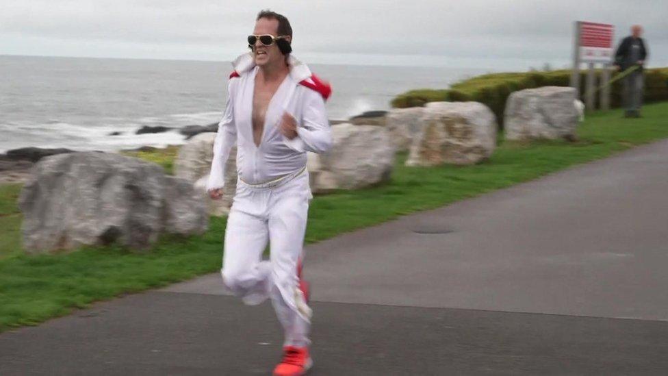 Runner dressed as Elvis