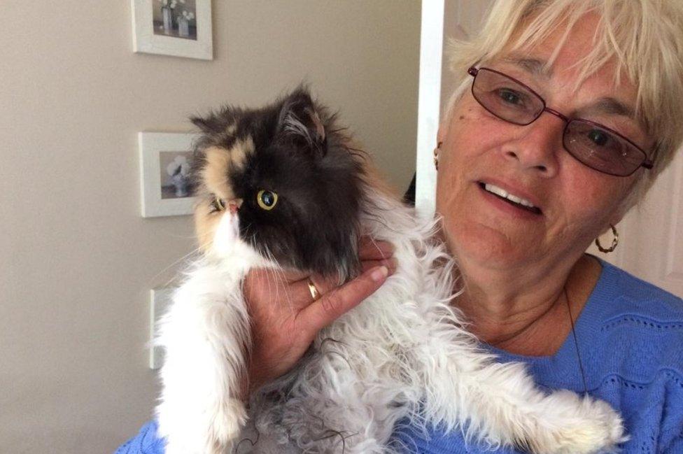 Jean Hart and her cat