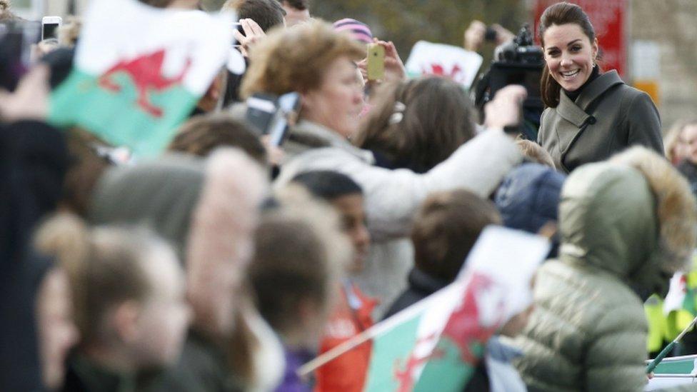 Duchess of Cambridge speaks to the crowds