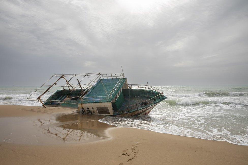 A shipwreck on the beach