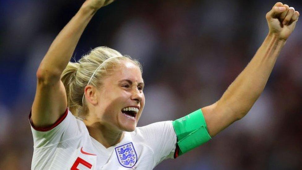 steph-houghton.