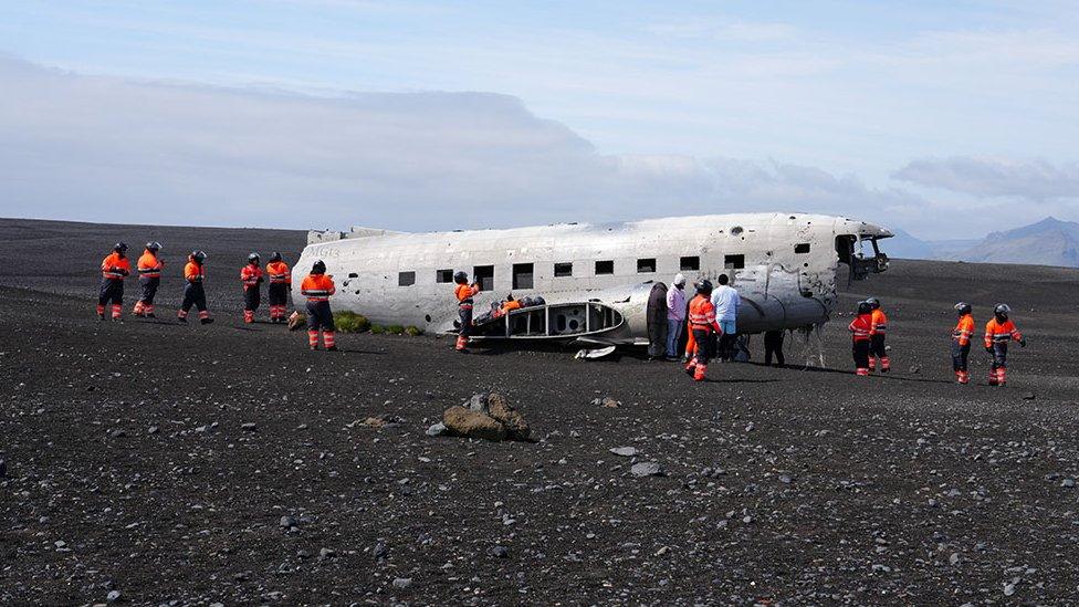 Crashed plane in Iceland