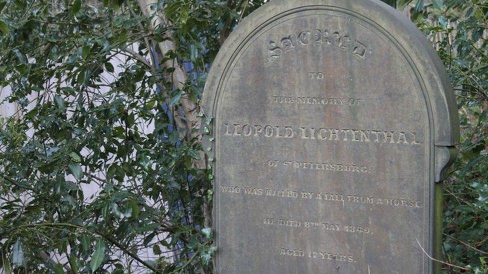 The grave of Leopold Lichtenthal