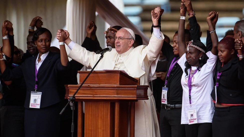 Pope holding hands at Kasarani stadium