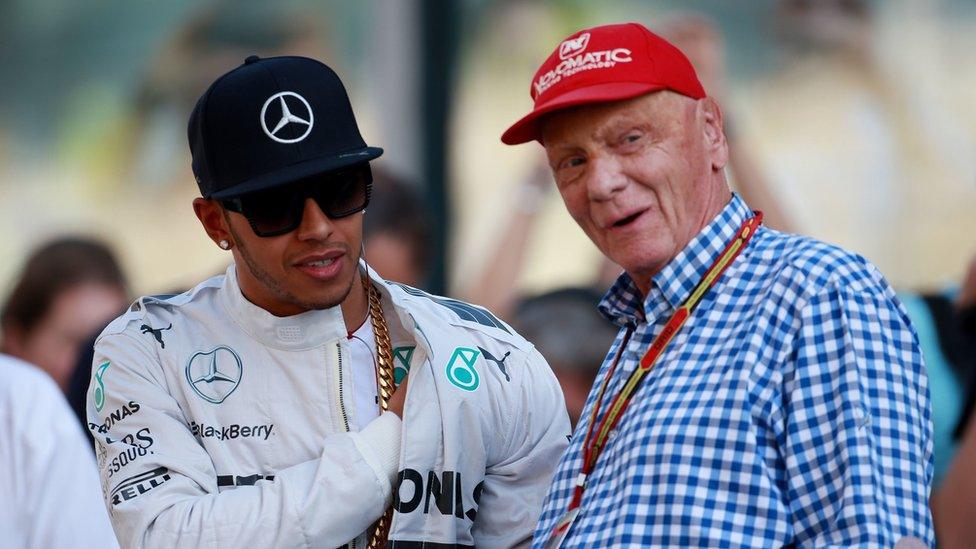 Mercedes Lewis Hamilton with Niki Lauda during the 2014 Abu Dhabi Grand Prix at the Yas Marina Circuit, Abu Dhabi, United Arab Emirates