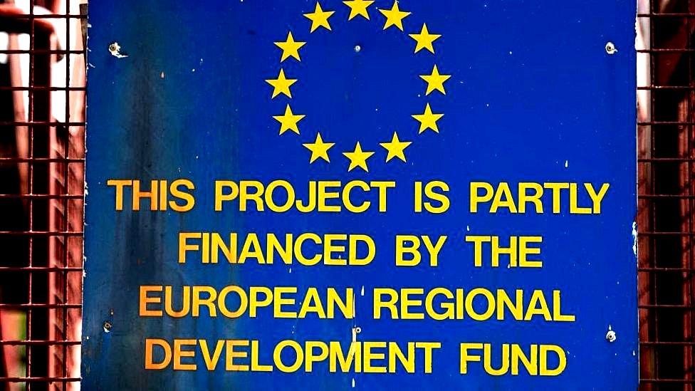 EU funds sign