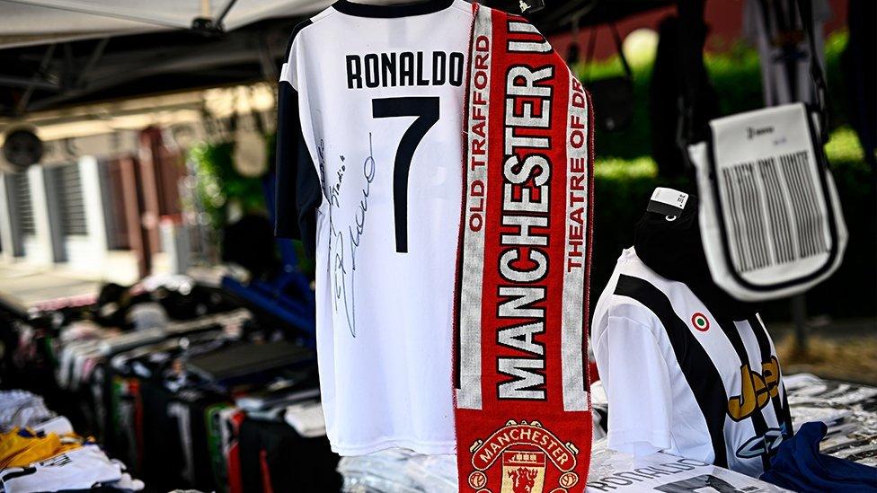 Ronaldo Manchester United transfer Why shirt sales won t balance the books BBC News