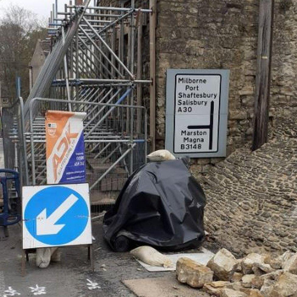 Work on the wall at the site