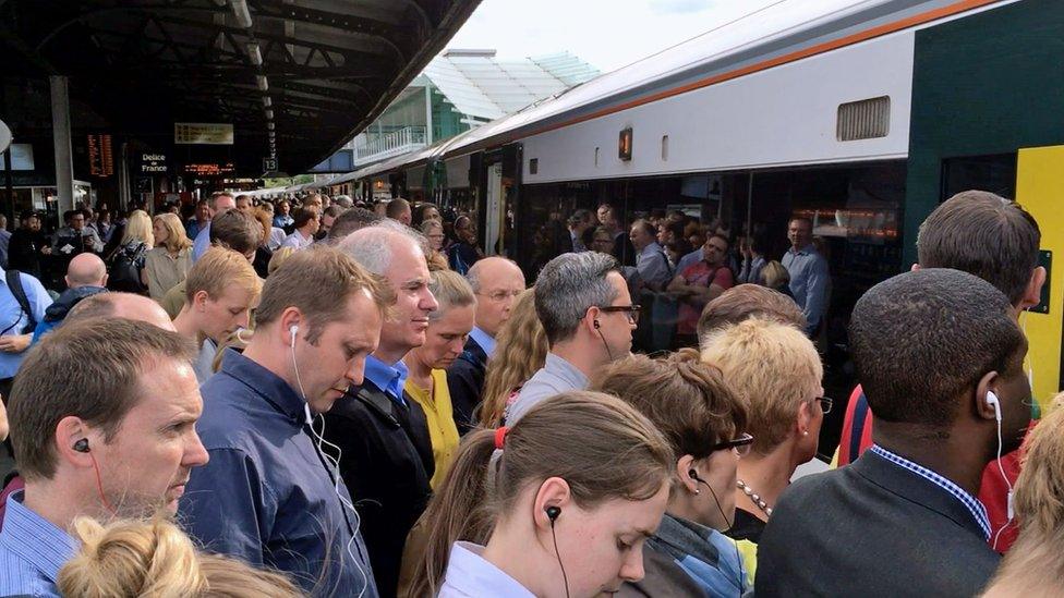 Crowded platform