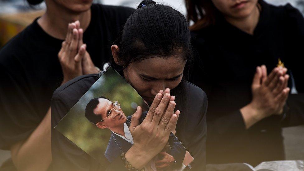 Woman mourning in Bangkok