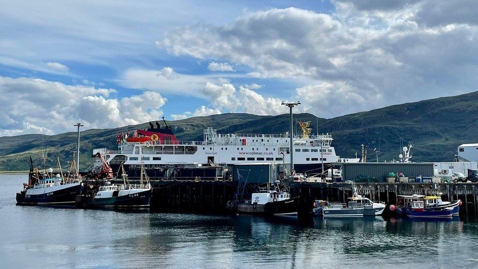 MV Hebrides in Ullapool