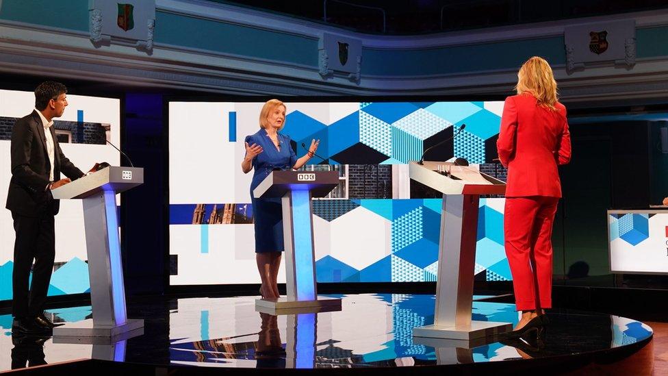 Rishi Sunak and Liz Truss taking part in the BBC debate