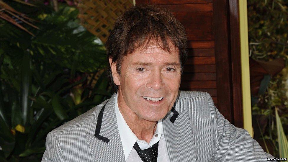 Sir Cliff's fears over ticket sales - BBC News