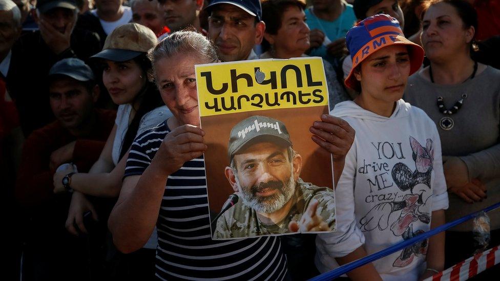 Armenian opposition supporters attend a rally after protest movement leader Nikol Pashinyan announced a nationwide campaign of civil disobedience, at Republic Square in Yerevan, Armenia May 2, 2018.