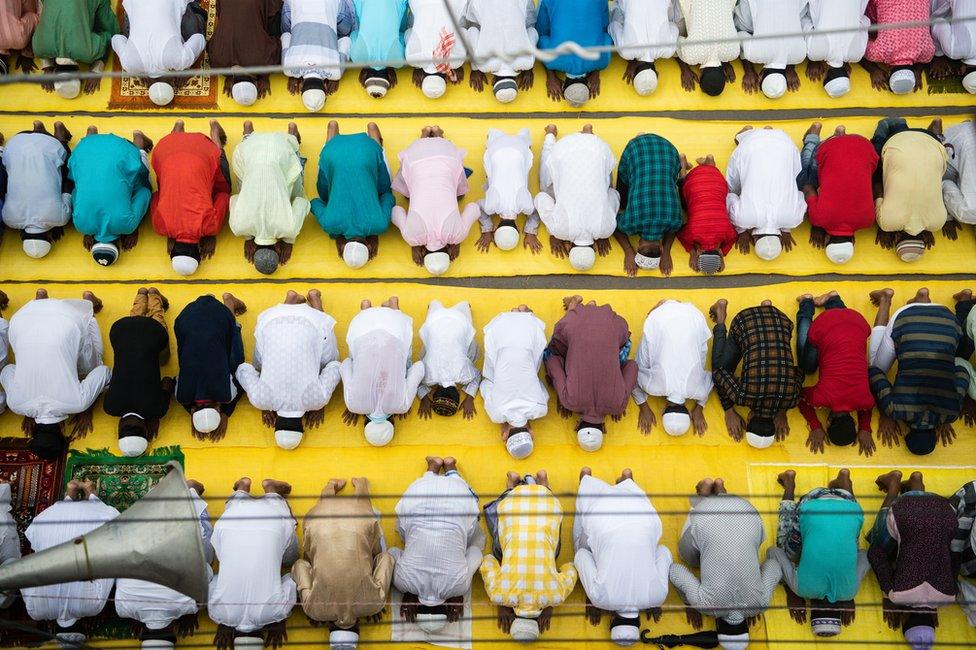 Prayers are offered in Kolkata