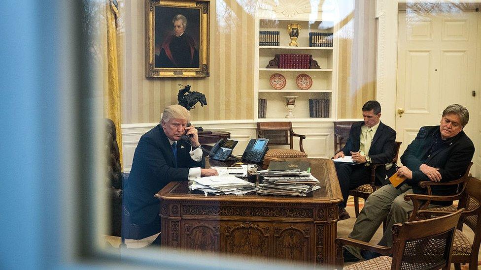 US President Donald Trump speaks with Australian Prime Minister Malcolm Turnbull.