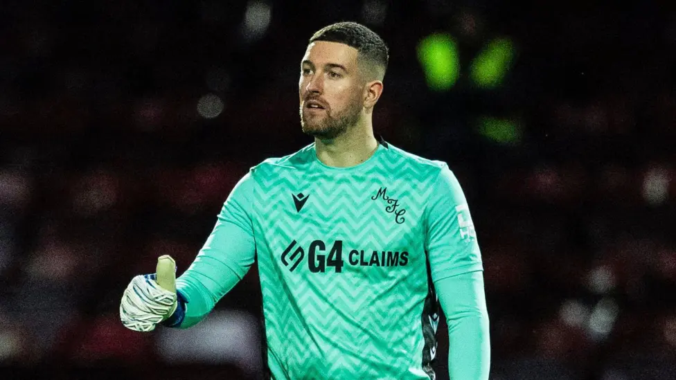 Motherwell's first-choice goalkeeper Calum Ward signs contract extension until summer 2027 