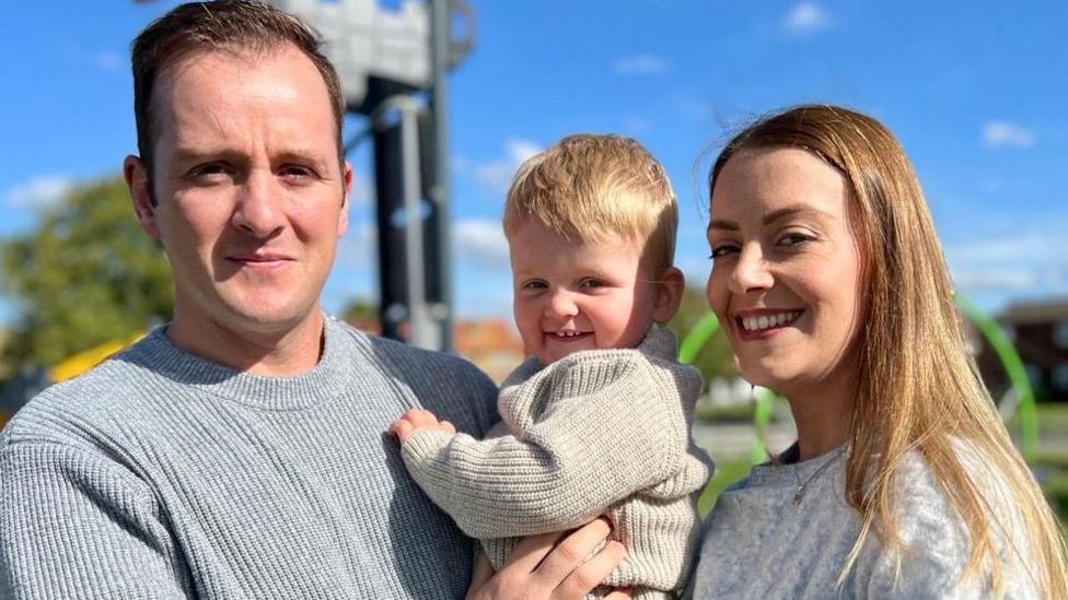 Berkshire mum describes period pain agony before endometriosis ...