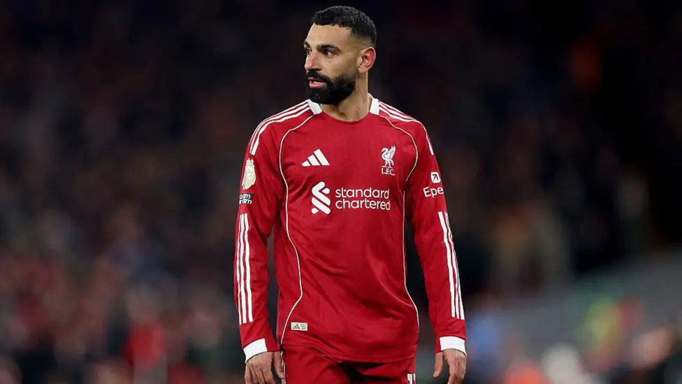 El papel de Salah bajo escrutinio mientras Slot considera dejarlo en el banquillo