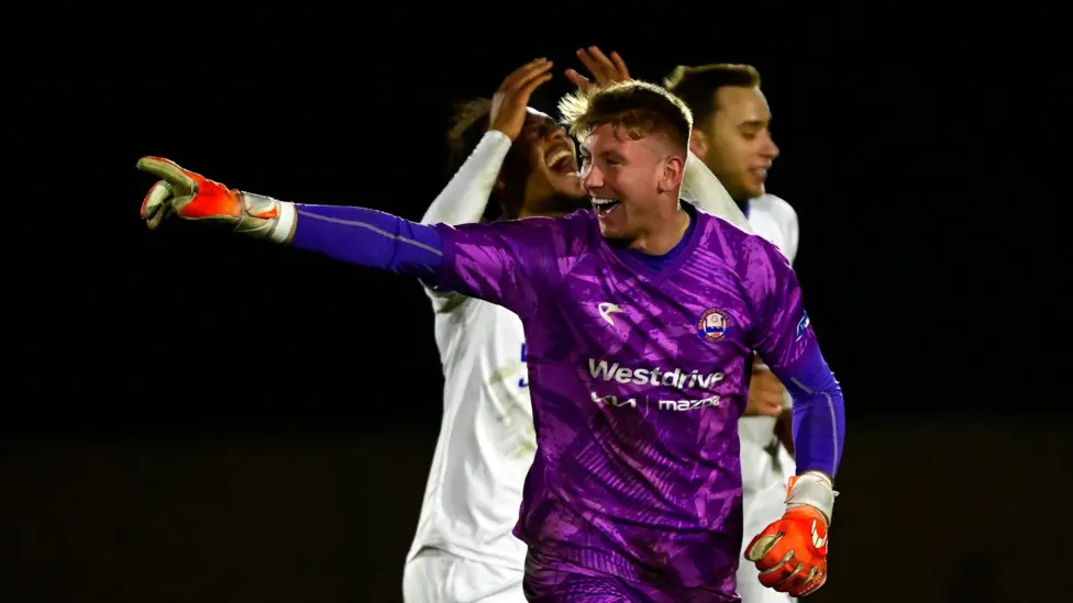 Braintree Town goalkeeper Mason Terry reveals professional ambition 