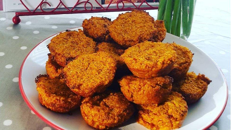 Fritters quinoa a turmeric