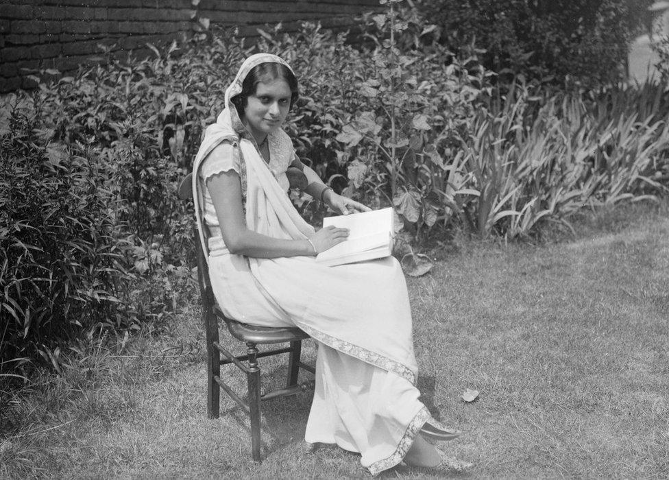 Nineteen year old girl from Ceylon passes bar examination . Not to be called till she is 21 . Miss Avabai Menta , a nineteen year old girl from Colombo , Ceylon has passed the examination for a call to the English Bar . She cannot be called until she is 21 . Miss Mehta was a brilliant scholar at the Maria Grey Training College , London and after she matriculated she read for the Bar in Lincoln ' s Inn . She will be the first woman barrister in Ceylon , although there are several in India . Photo shows , Miss Avabai Mehta photographed at her London home after her success had been announced . 16 June 193