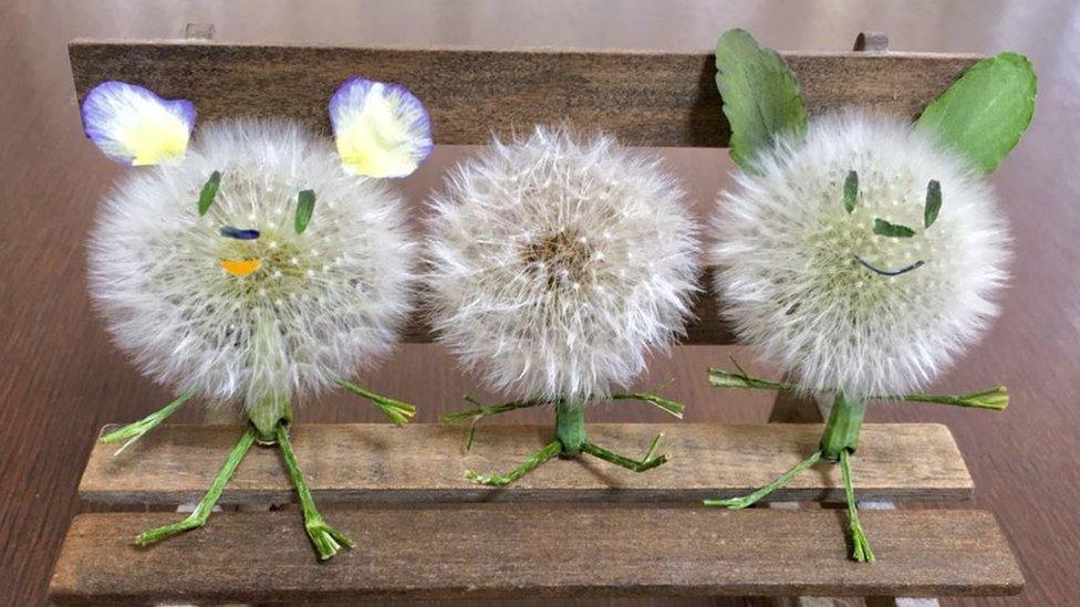 Dandelion origami