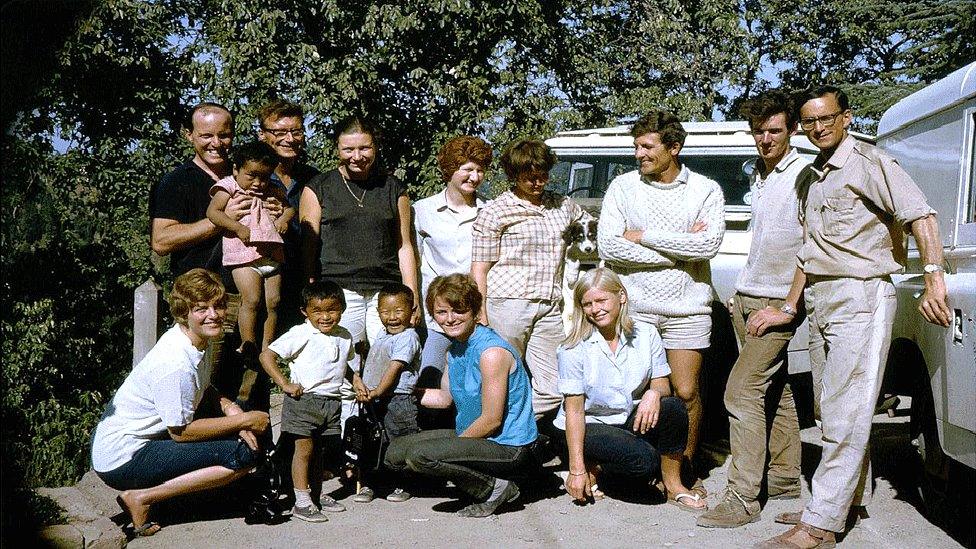 The team on their way overland, probably in northern India. Back row: Dr Vint Chadwick, Dr John Cunningham, Dr Penny Cunningham, Nurse Rosemary Boere, nurse Gill Kelly, Dr John Ward, Peter Hawkesworth, Dr Barney Rosedale. front row: Nurse Pru Hunt, Nurse Di Chadwick, Nurse Sheena Ward.