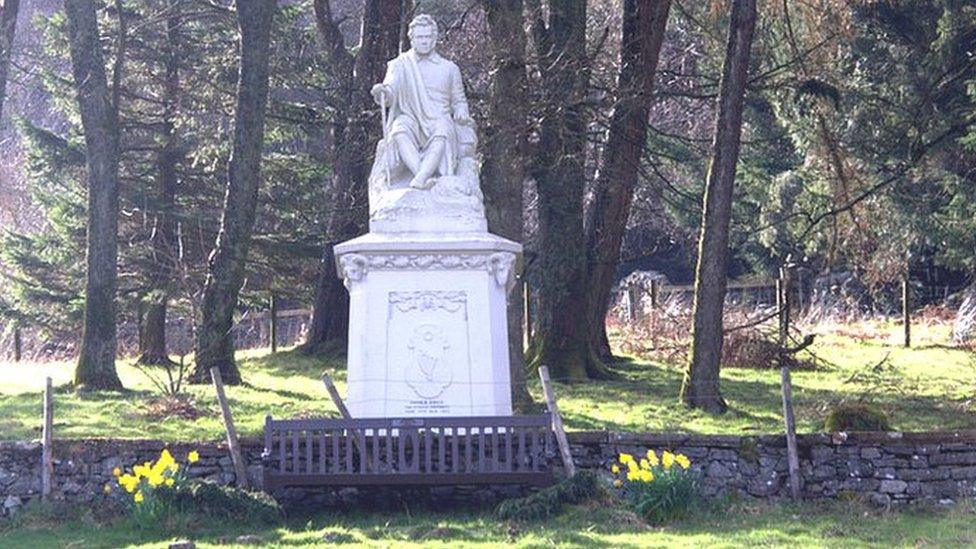 Hogg monument