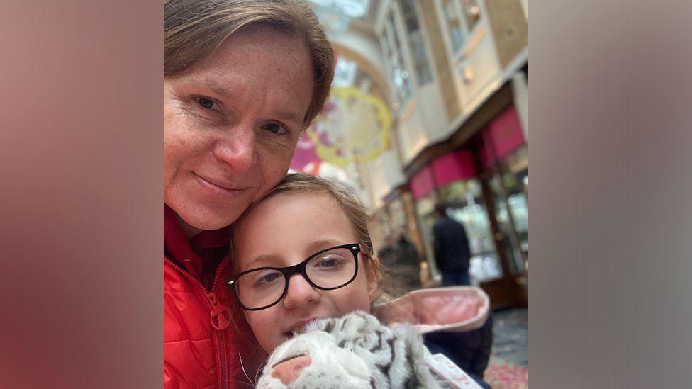 Kathryn Foley pictured with her daughter Helene