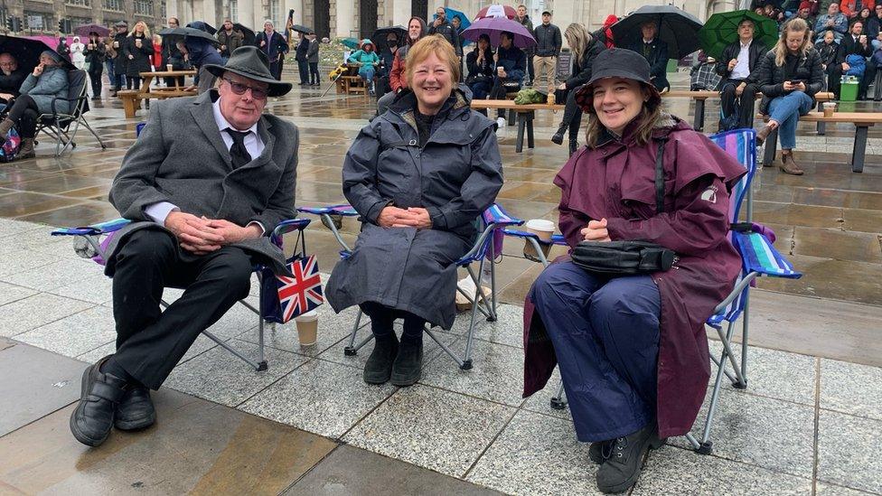 Gordon, Ann and Gemma Buckley