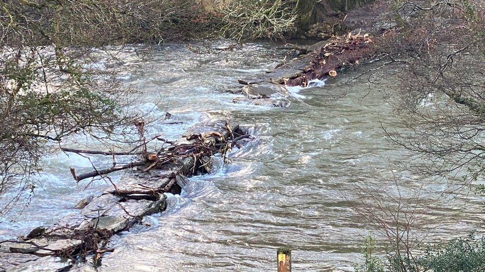 Tarr steps