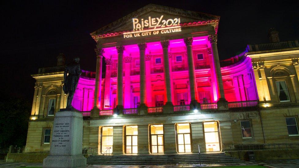 Paisley town hall