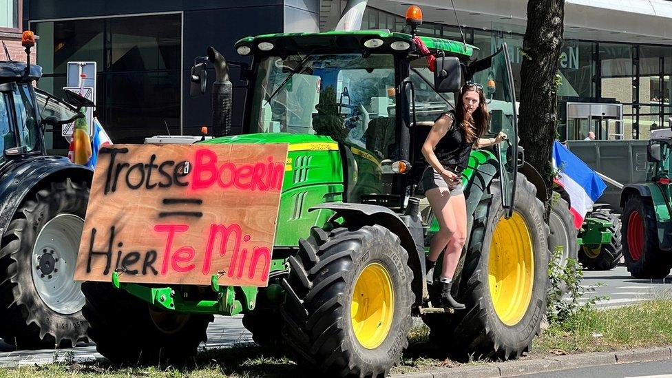 Tractor protest outside parliament