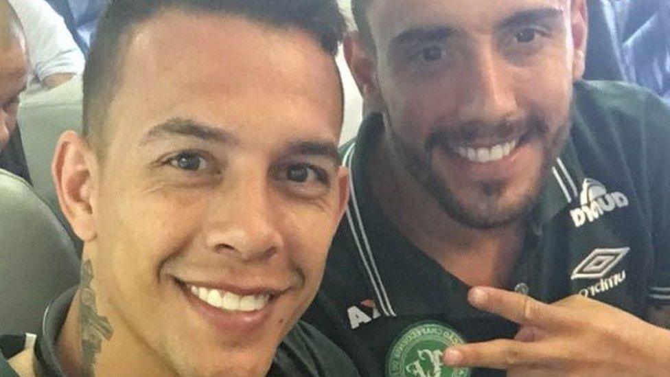 Players Marcos Danilo Padilha and Alan Ruschel post a picture to social media of themselves shortly before the plane goes down