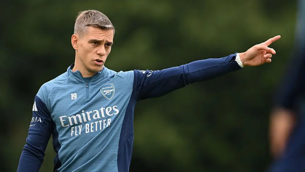 ทรอสซาร์ด ปัดซบเสือใต้ ขออยู่ปืนต่อ