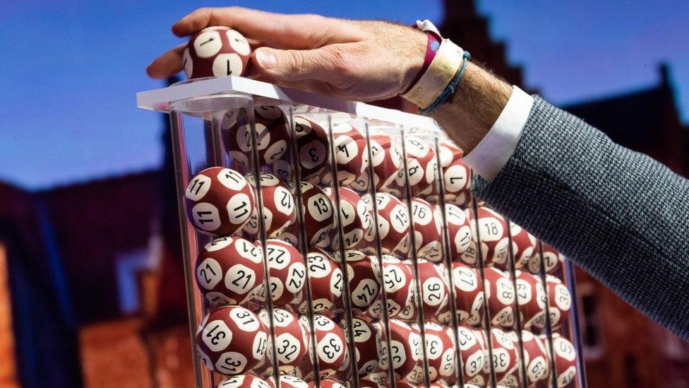 A judge removed a ball from one of the EuroMillions draw machines