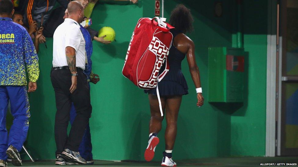 Serena Williams walks off court after Olympic loss