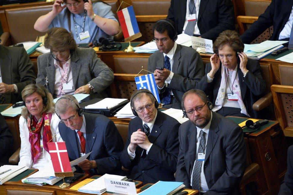 European MPs in Budapest, 2005 - file pic