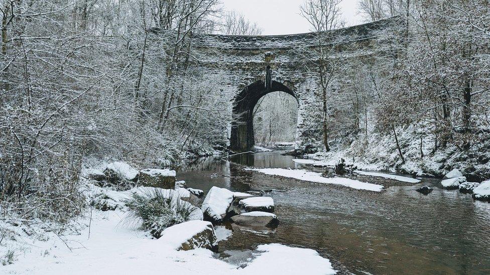 Snow in Oldham, Greater Manchester