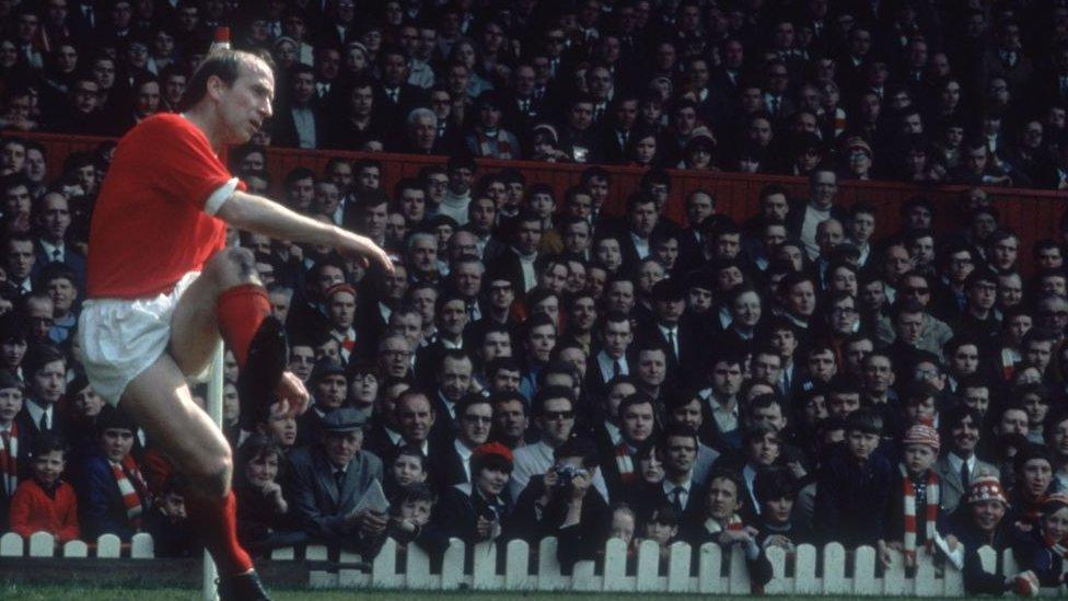 Bobby Charlton taking corner