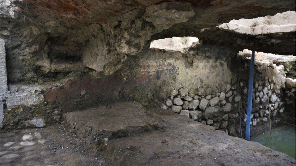 House from the 16th Century uncovered in Mexico City