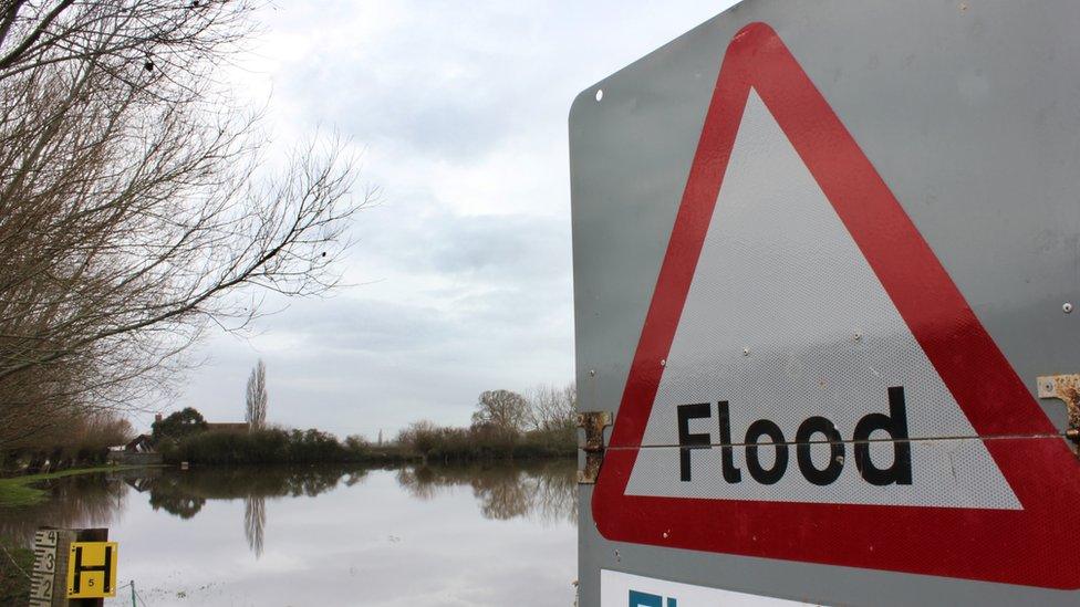 Flood sign