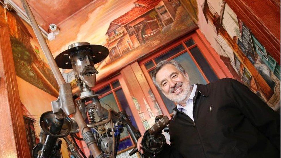 Chilean presidential candidate Alejandro Guillier, poses for a picture during a campaign rally in Valparaiso, Chile, November 29, 2017.