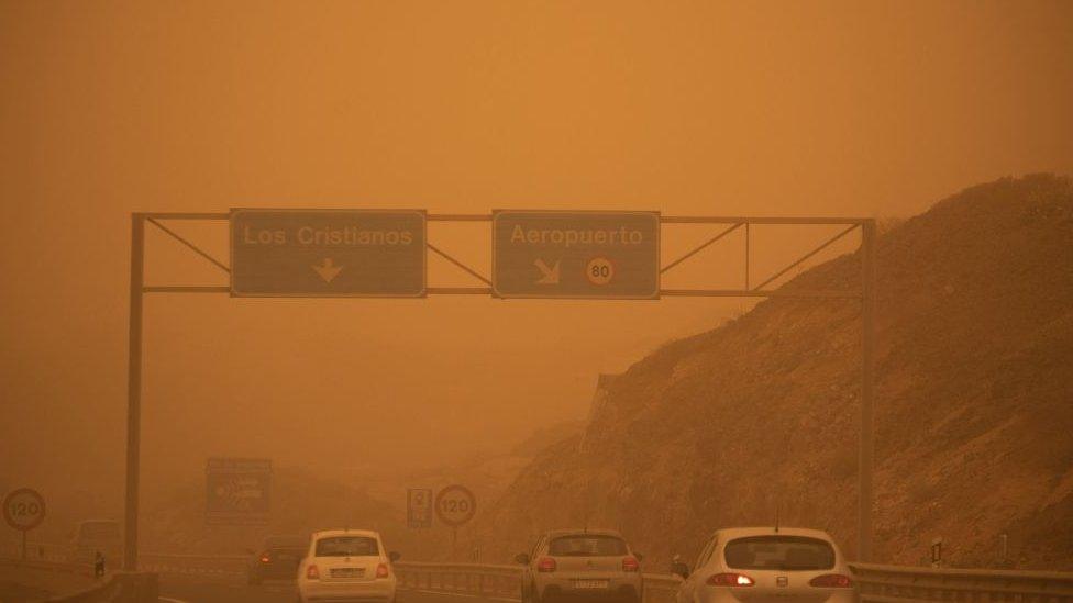 sandstorm-canary-islands.