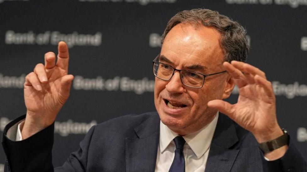 Bank of England prepared to cut rates if job market slows, says governor