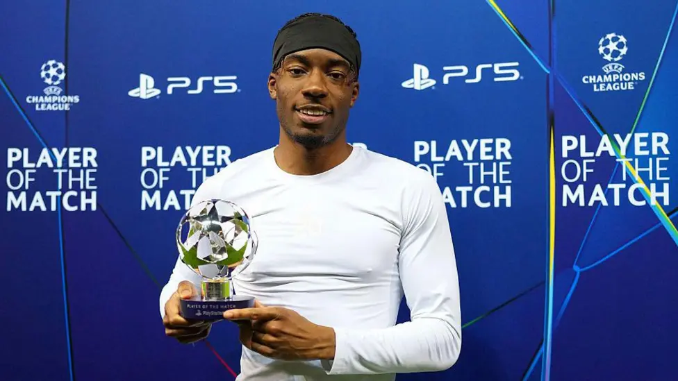 ‘Madueke le da una competencia genuina a Saka’