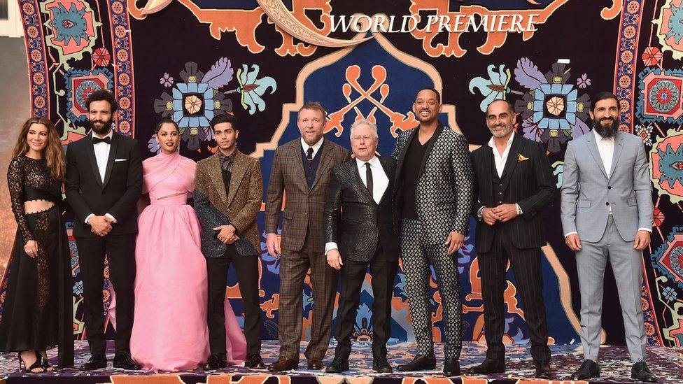 Cast-of-Aladdin-at-the-world-premiere.